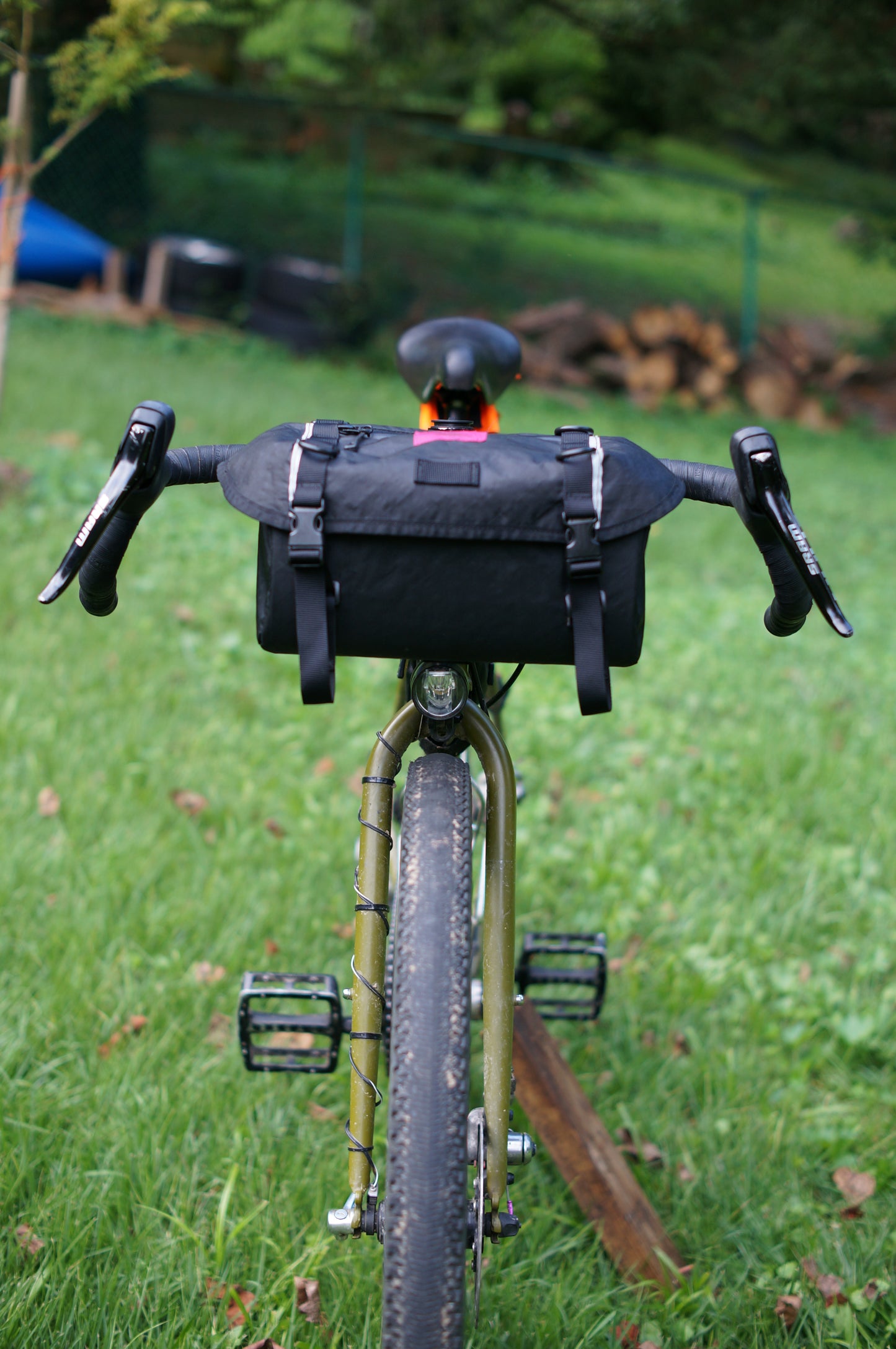 Twisted T-Bar Mini