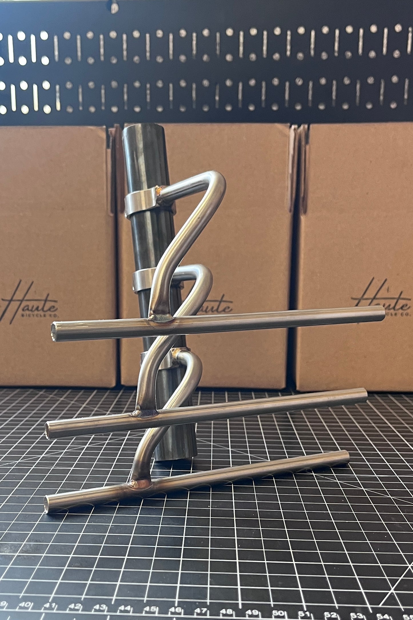 Twisted T-Bar Mini