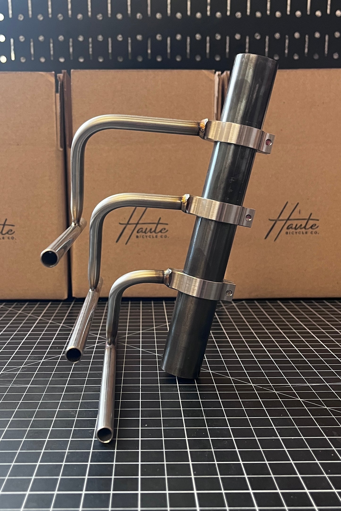 Twisted T-Bar Mini